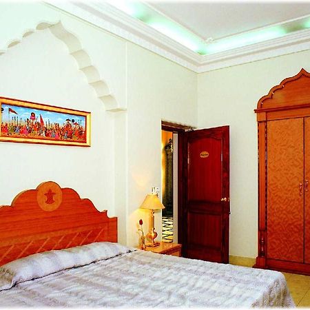 Bajaj Indian Home Stay New Delhi Exterior photo