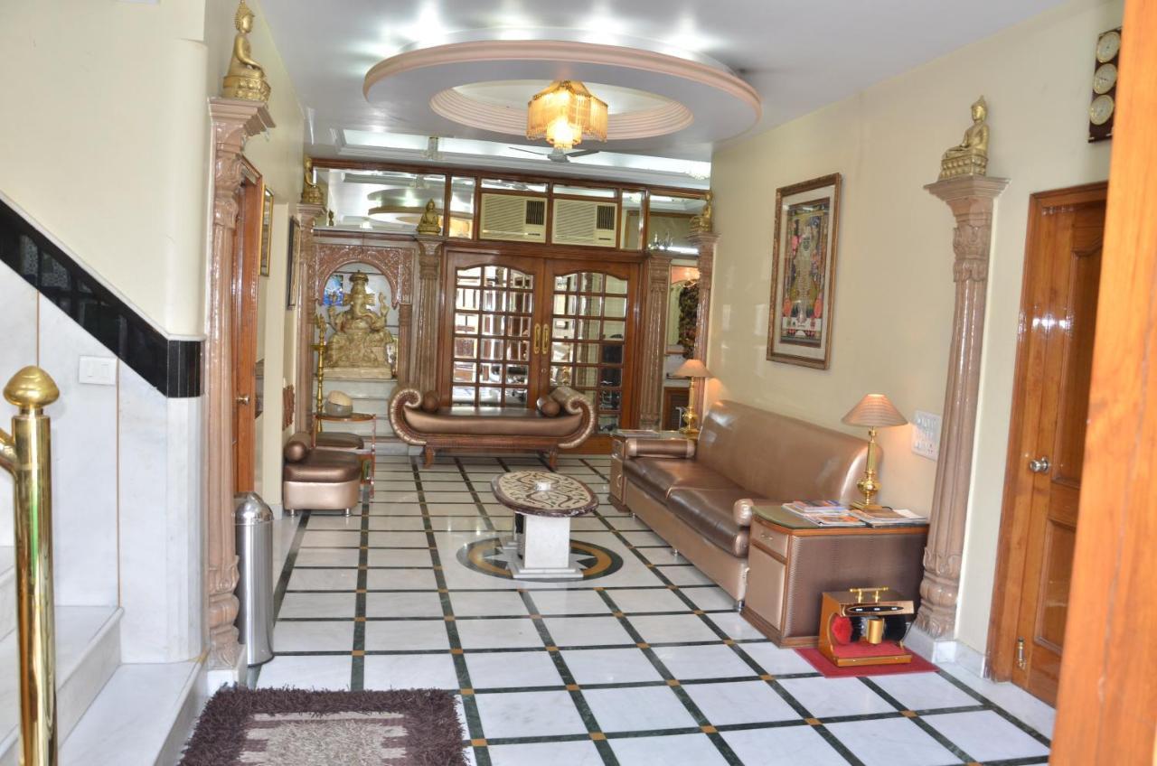 Bajaj Indian Home Stay New Delhi Exterior photo